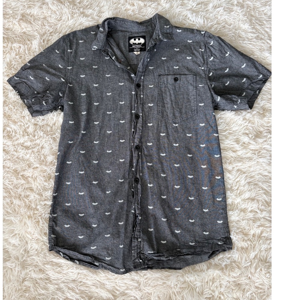 Batman Gray Button Down Shirt Short Sleeve Bat‎ Logo Men's Size L